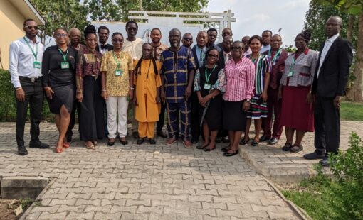 Facilitators and participants of the Cochrane Systematic Review and Evidence-Based Medicine Workshop in a group photograph